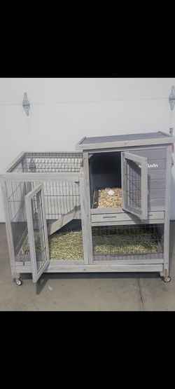 Chicken coop in great condition