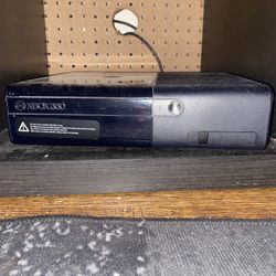 Xbox 360 - Slim with 23 working games one controller for 200 