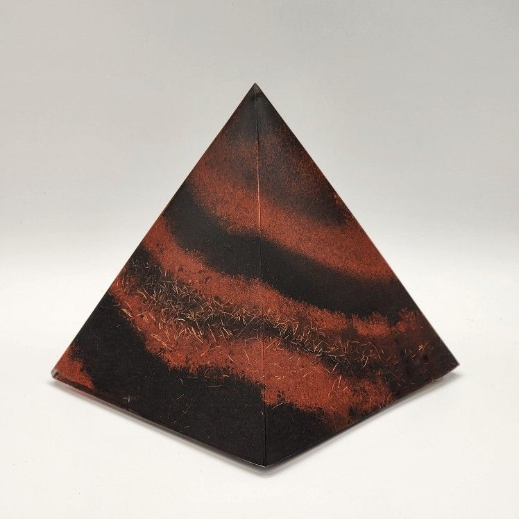 Handmade Orgonite Pyramid β Shungite, Red Jasper & Copper with Healing Crystals
π Description:
Bring harmony, protection, and higher vibrations