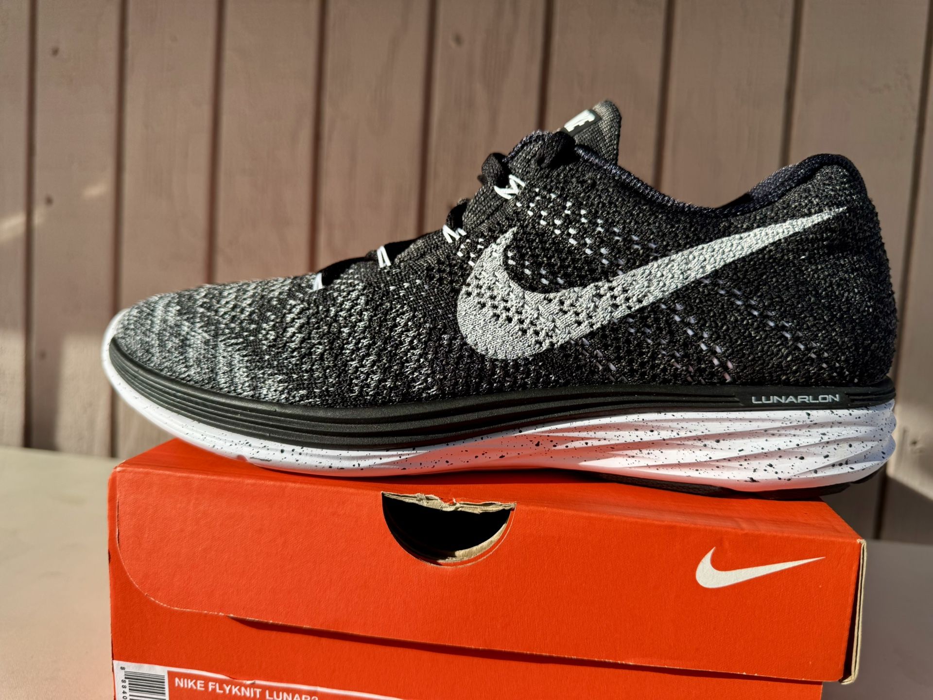New!! Nike Lunar Flyknit Oreo Black White Grey Mens Running