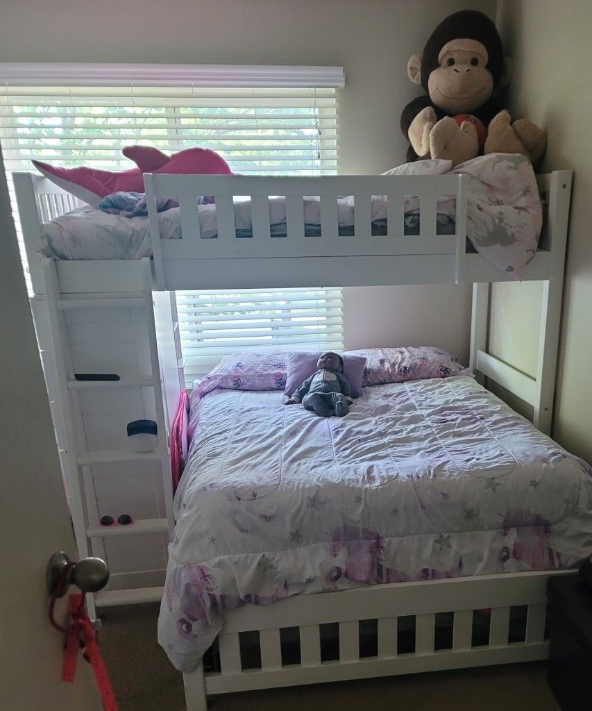Bunk bed Full + Twin Size