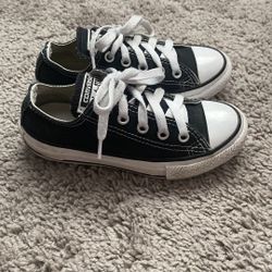 Converse All Stars Kids Sneakers Size 11