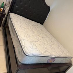 Bedroom Set 