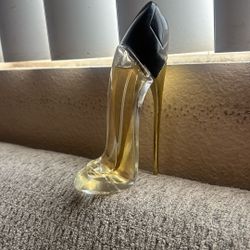 Carolina Herrera Deluxe Mini 