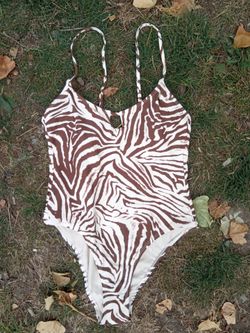 New swimsuit size medium