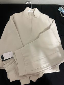 Nike set ( Women’s)