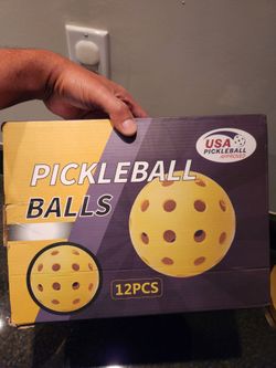 12 pack pickle ball set