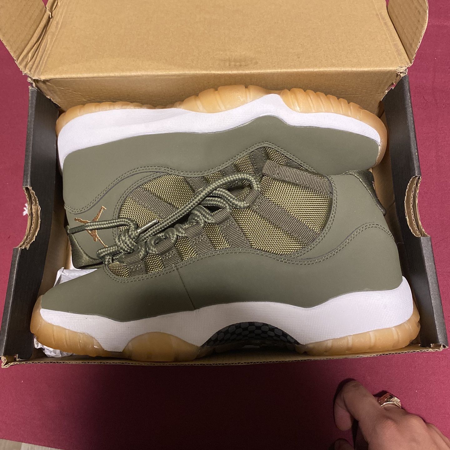 Olive green 11s clearance jordans