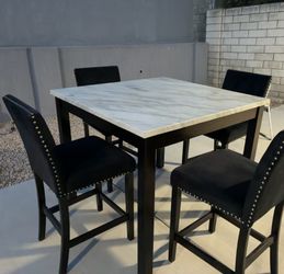 Dining Table with chairs