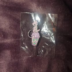 Pokemon Mew Boba Pin 