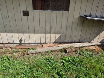 Free Wood