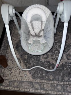 Baby swing