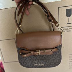 Michael Kors Crossbody Purse