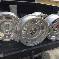 GM Aluminum Wheels 