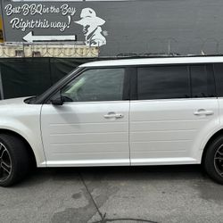 Ford Flex  Wagon SEL 
