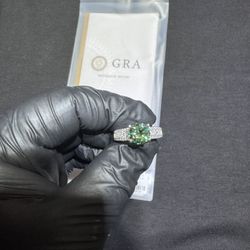 GRA Certified 3ct Green moissanite 925 sterling silver ring size 8 brand new!