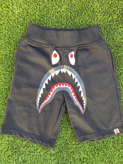 Black men’s shorts