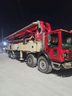 SCHWING 42 METER CONCRETE BOOM PUMP