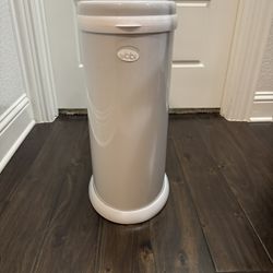 Ubbi Stainless Steel Diaper Pail