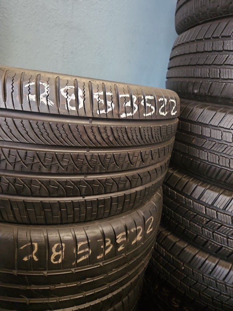 One 285/35/22 Pirelli Scorpion Zero