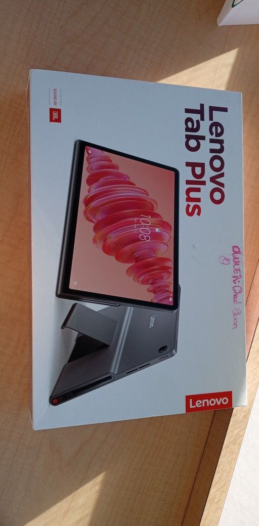 Lenovo Tab Plus