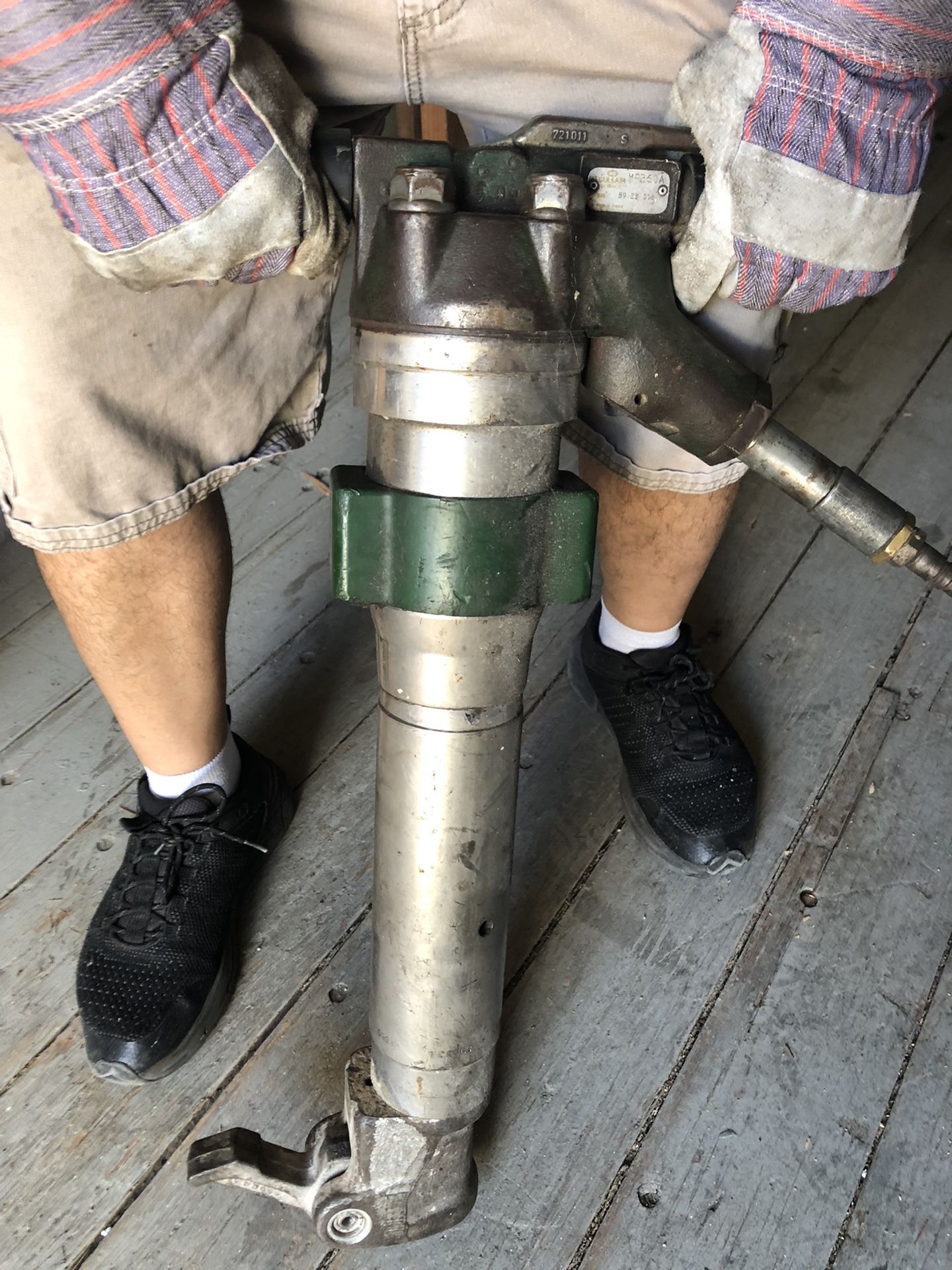 Pneumatic Jack Hammer 