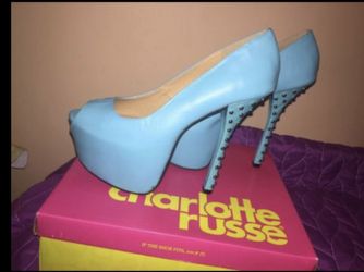 Charlotte Ruse women heels size 8