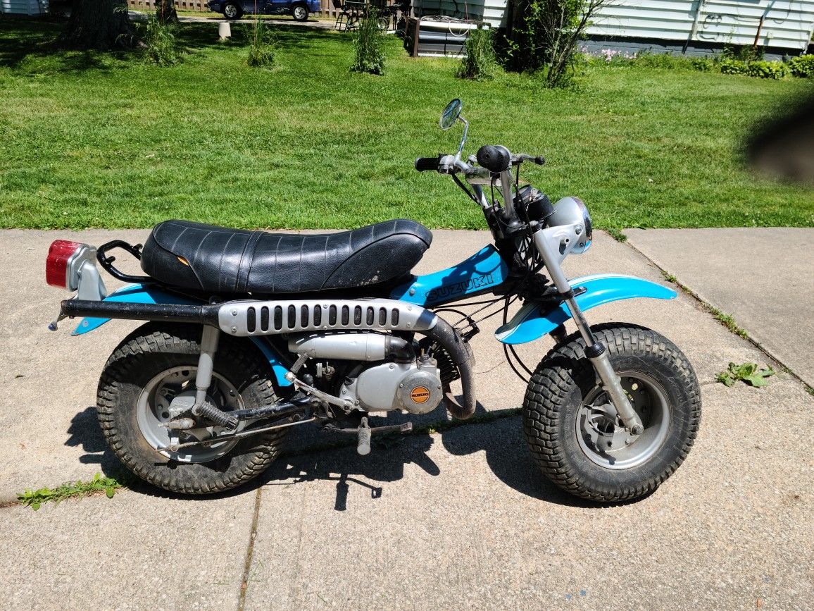 75 Suzuki Rv90