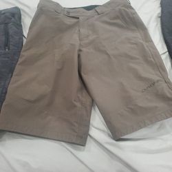 Mountain Bike Shorts Size 34 (Fox &Dakine)