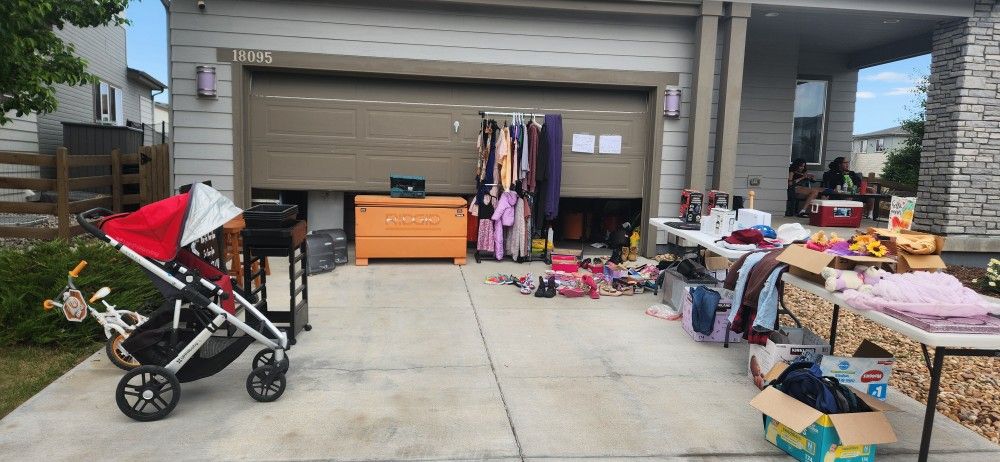 Garage , Summer Sale
