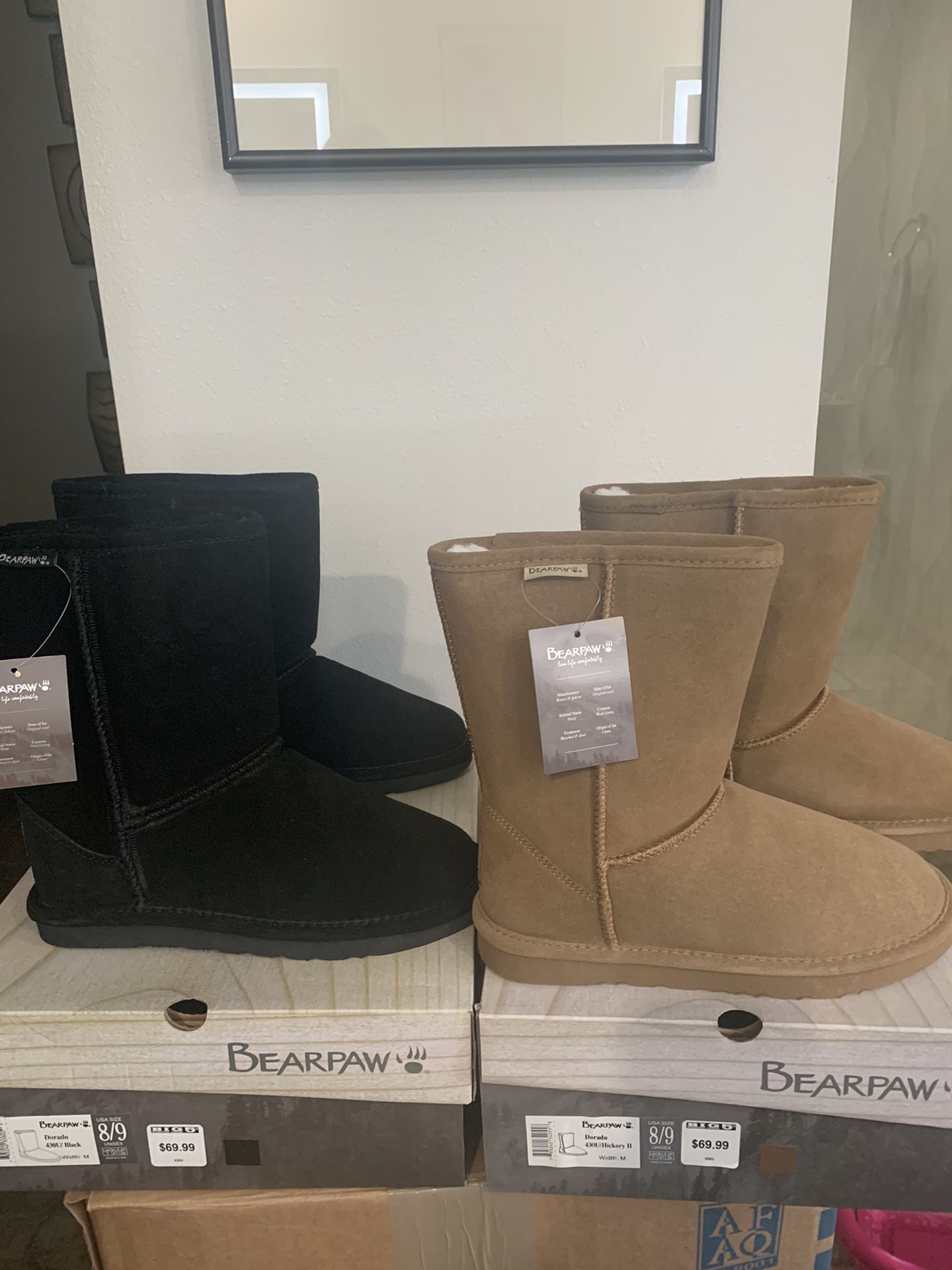 Bearpaw Comfy Boots Size 8/9