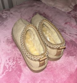 Comfy Slippers (Brand New)