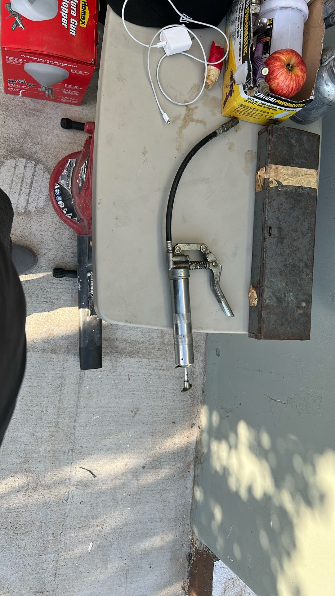 Pistol - Grip Grease Gun
