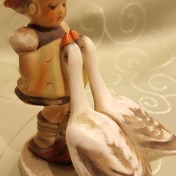 Vintage Little Girl And Geese Hummel