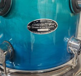 PDP LX Maple 5 Piece Drum Kit