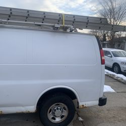 Chevy cargo van 2500