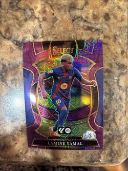 Lamine Yamal Panini Select Holo Trading Card