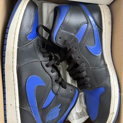 Jordan Retro 1 Mid Hyper Royal