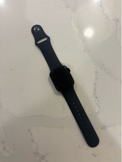 Apple Watch SE (2nd Generation) GPS 40mm – Midnight Aluminum – Excellent Condition