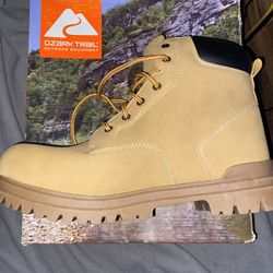 Trail Men Boots 11 1/2