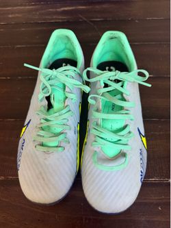 Youth Kids Soccer Cleats – White/Mint/Blue