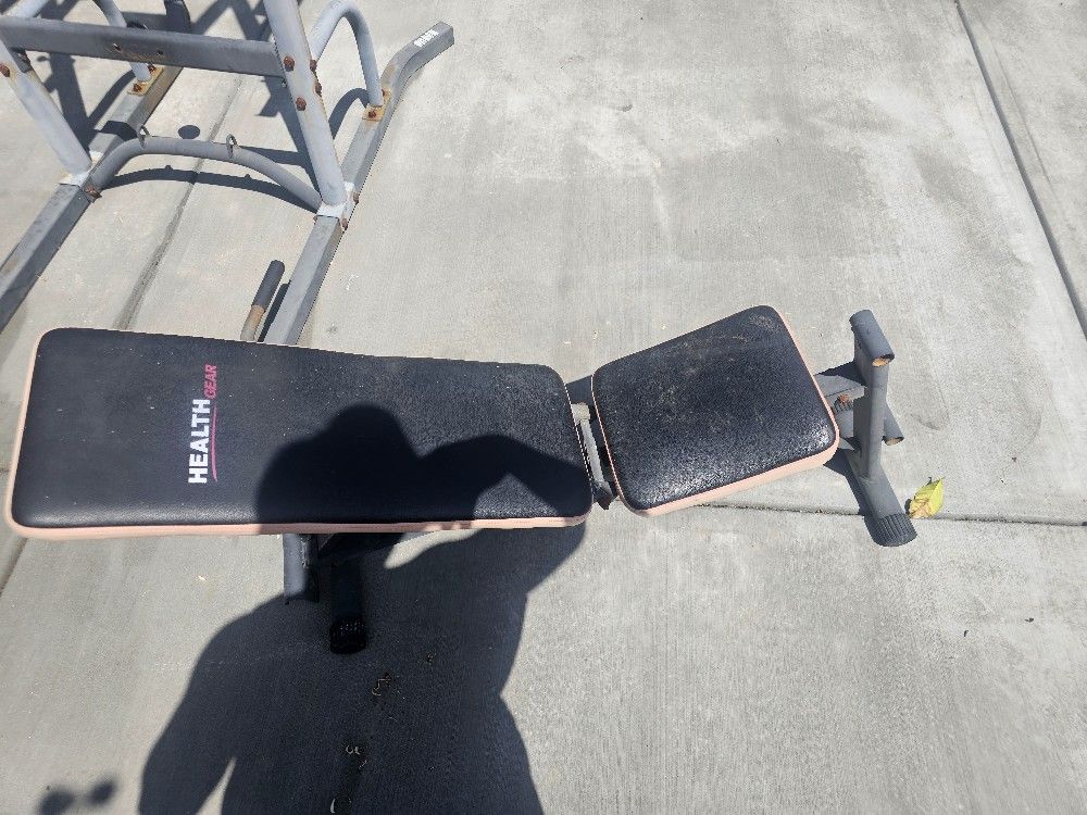 Pull Up Plus Bench Station