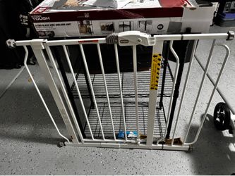 Baby gate