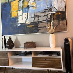 Tv / living room Or Den Console - Very Sturdy , MCM Style 