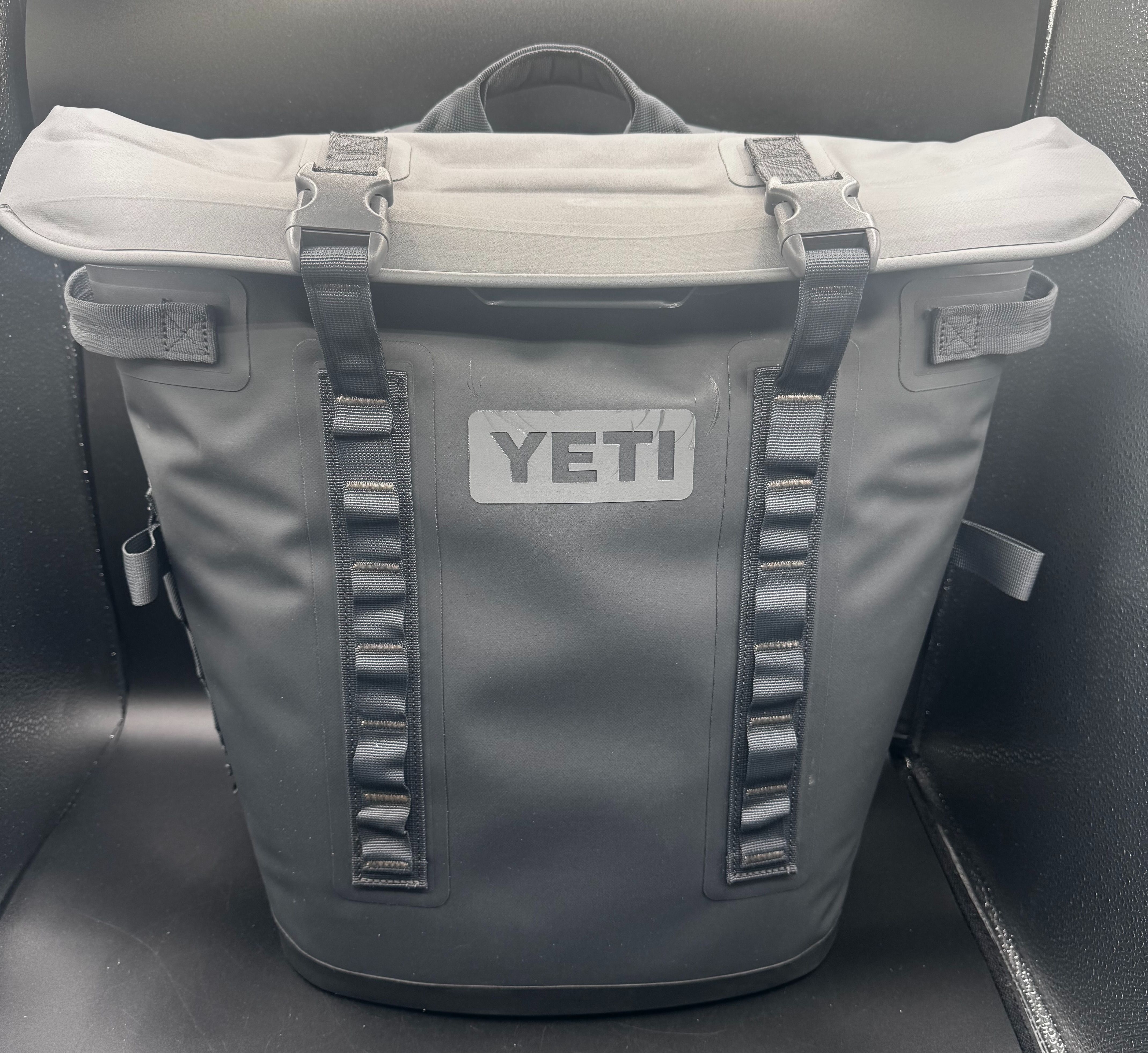 YETTI Hopper M20 2.0 Backpack Soft Cooler.