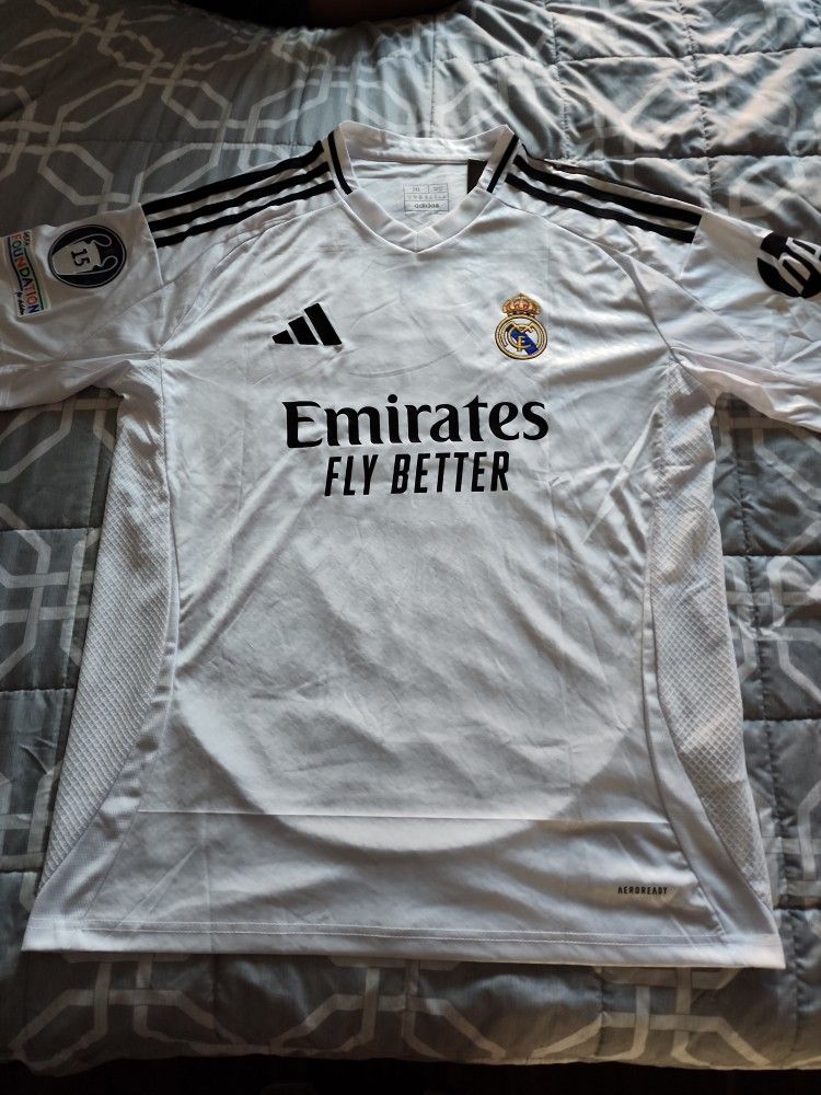 Real Madrid Kylian Mbappé Home Jersey 
