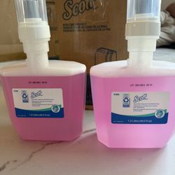 Foam Skin Cleanser with Moisturizers (2 per Carton Refill)