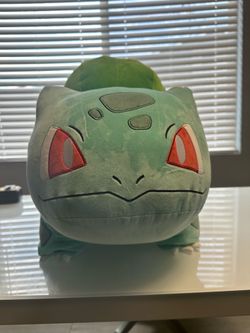 Pokemon Bulbasaur large plush