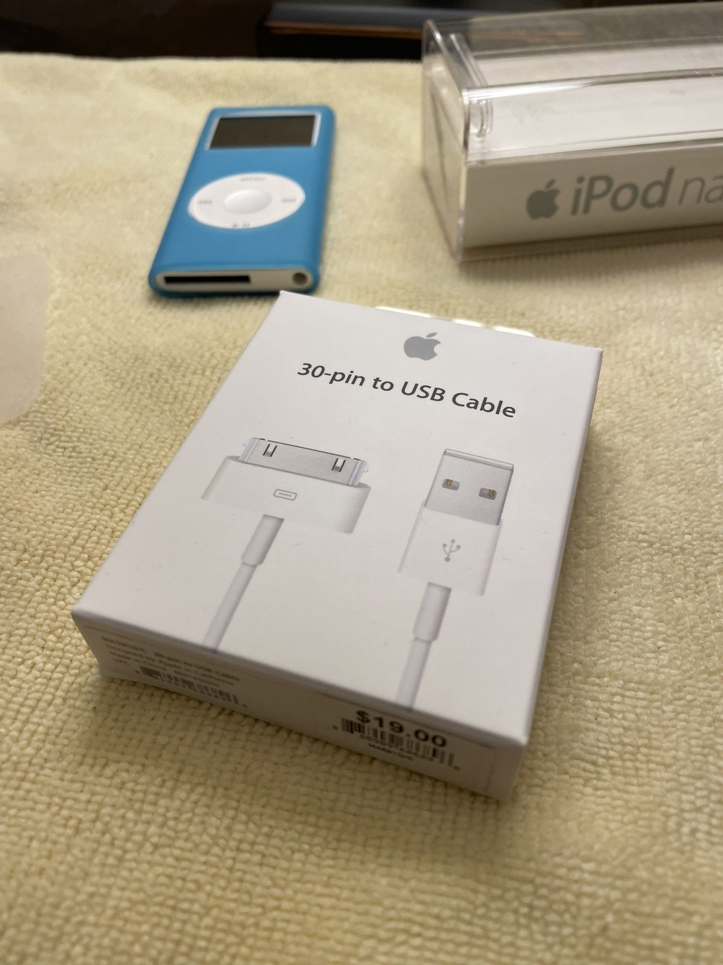Apple ipod Nano 2nd Generation 2GB Silver for Sale in North Las Vegas ...