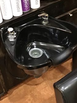 Shampoo sink with Hair Trap